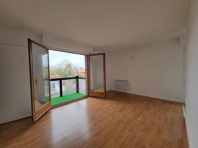 Appartement rénové / 2 pièces 33m2