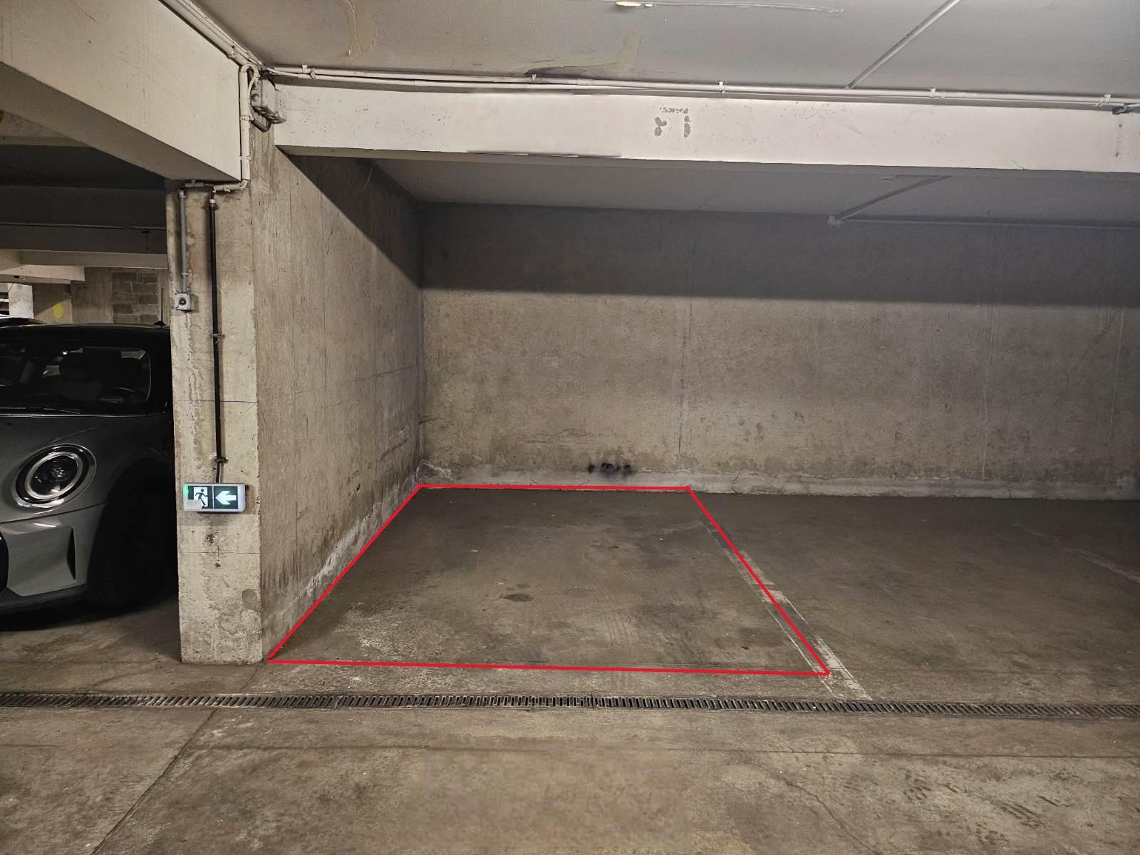 Parking / 12m2